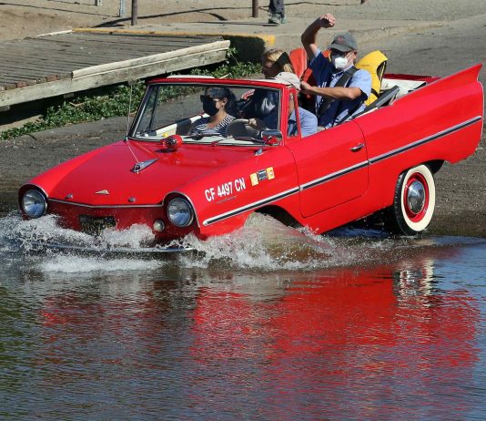 amphibious-classic-car3-3