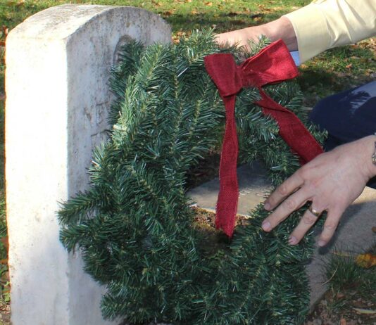 wreaths across america