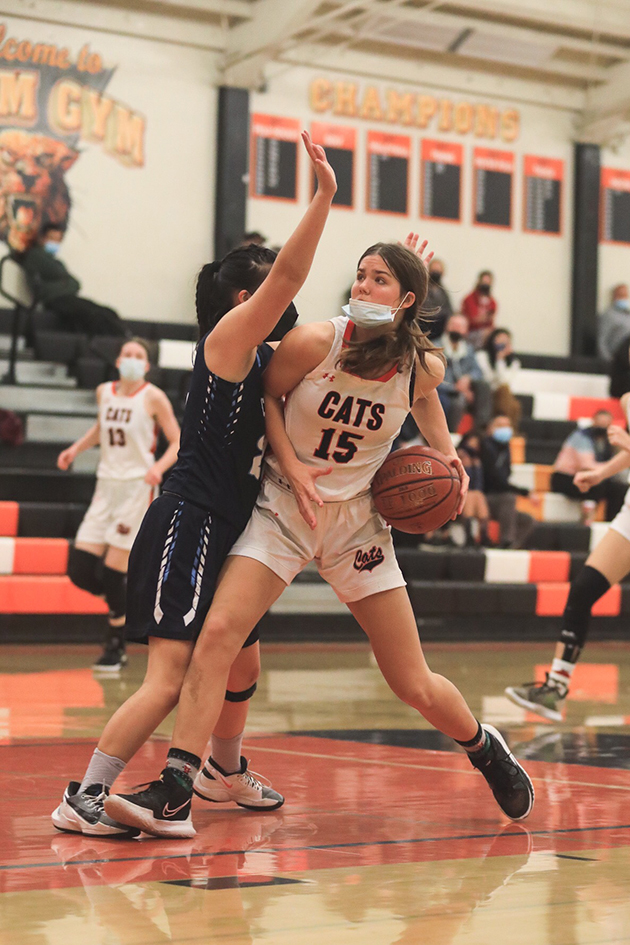 Off to 10-1 start, Los Gatos girls basketball looks to overcome Covid adversity