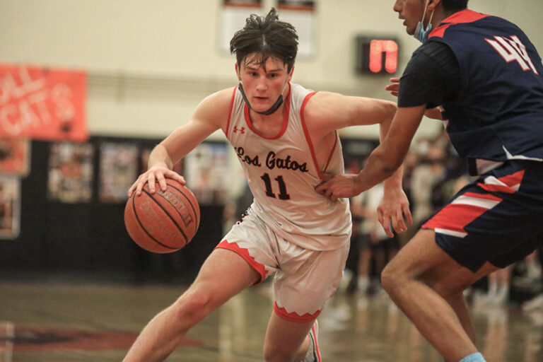 Los Gatos goes to the ‘Max’ to win league title