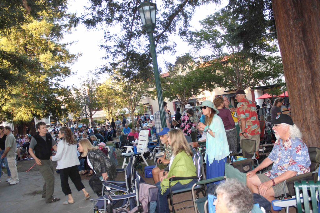 Kamala Harris makes stop in Los Gatos for fundraiser (video)