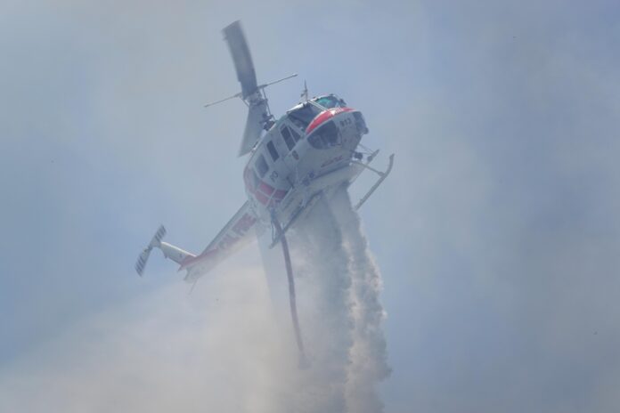 waterbombing helicopter