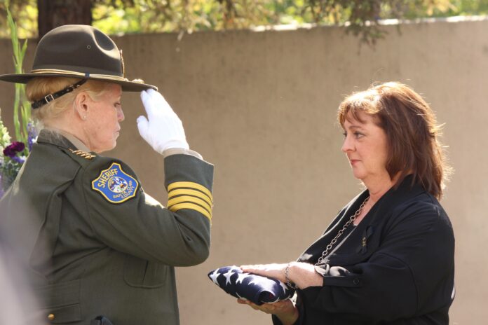 Sheriff salutes VTA CEO