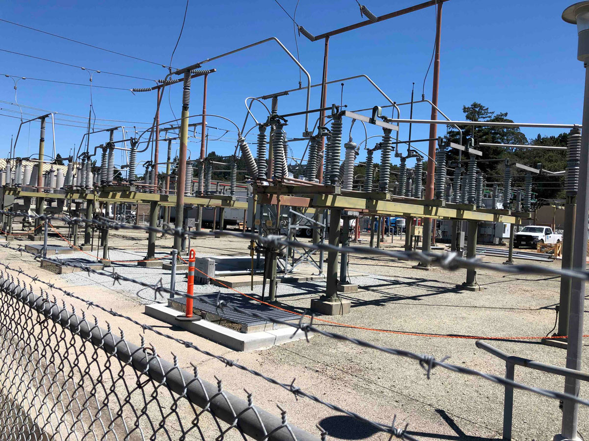 Power being restored to mountain homes Los Gatan Los Gatos, California