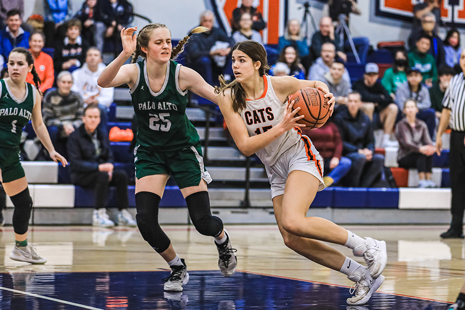 Los Gatos High girls basketball team goes to the 'Belle' early and