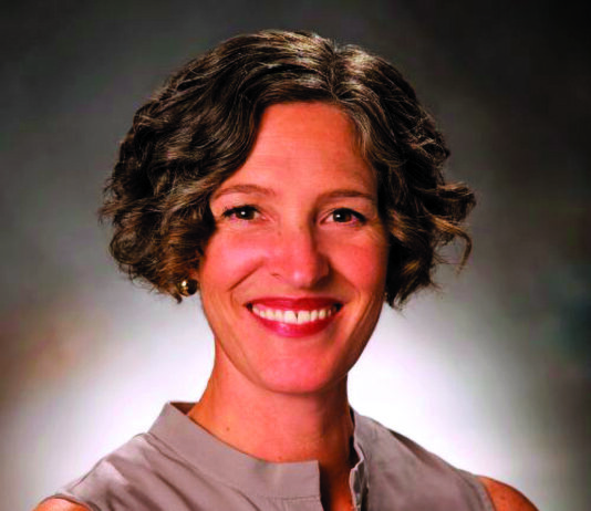 Rachel Brown headshot