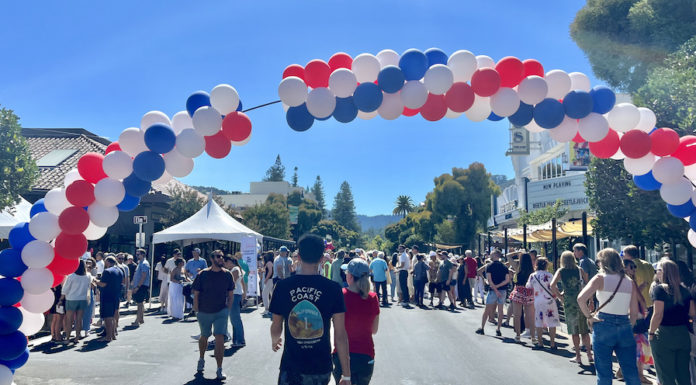 balloon arch overhead