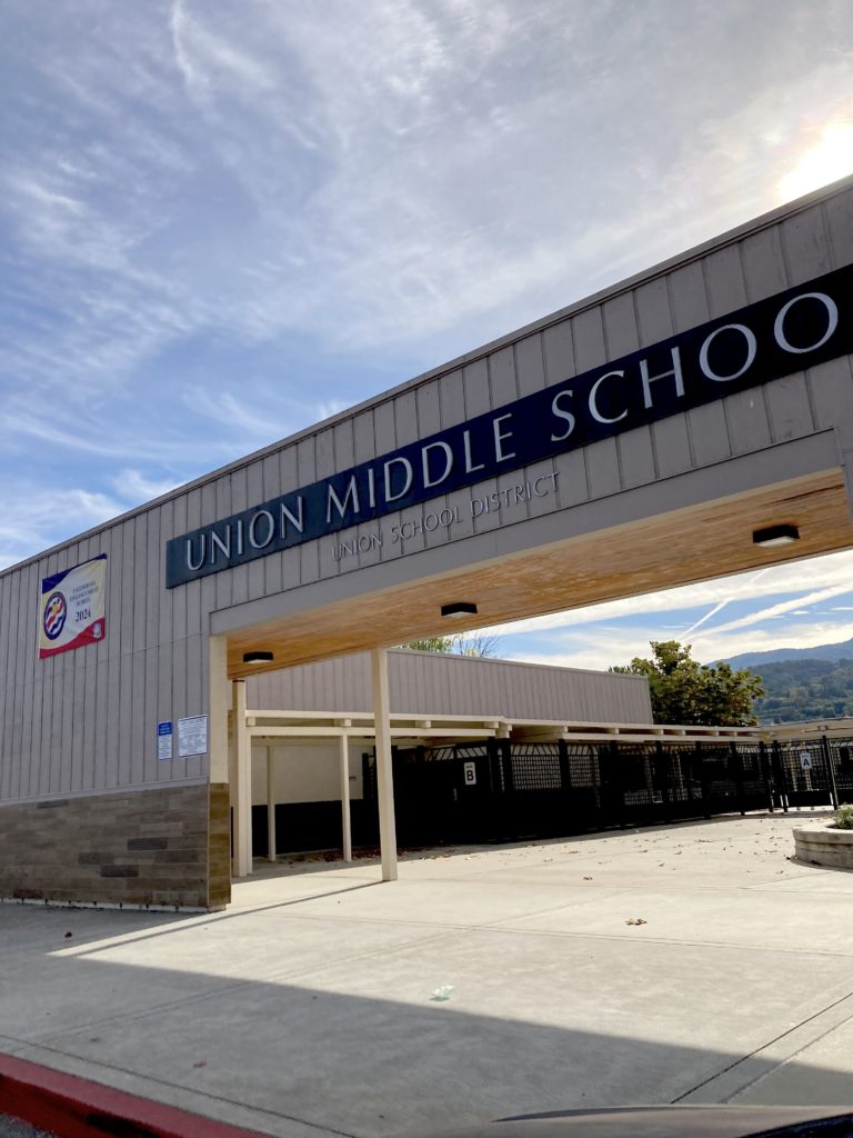 Image for display with article titled Moody’s Says School District Can Keep Its Bond Rating