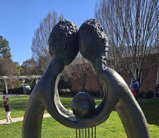 LETTERS: Did Blum’s column fill a pothole?; readers decry discontinuation of Dinah’s Event Log sculpture