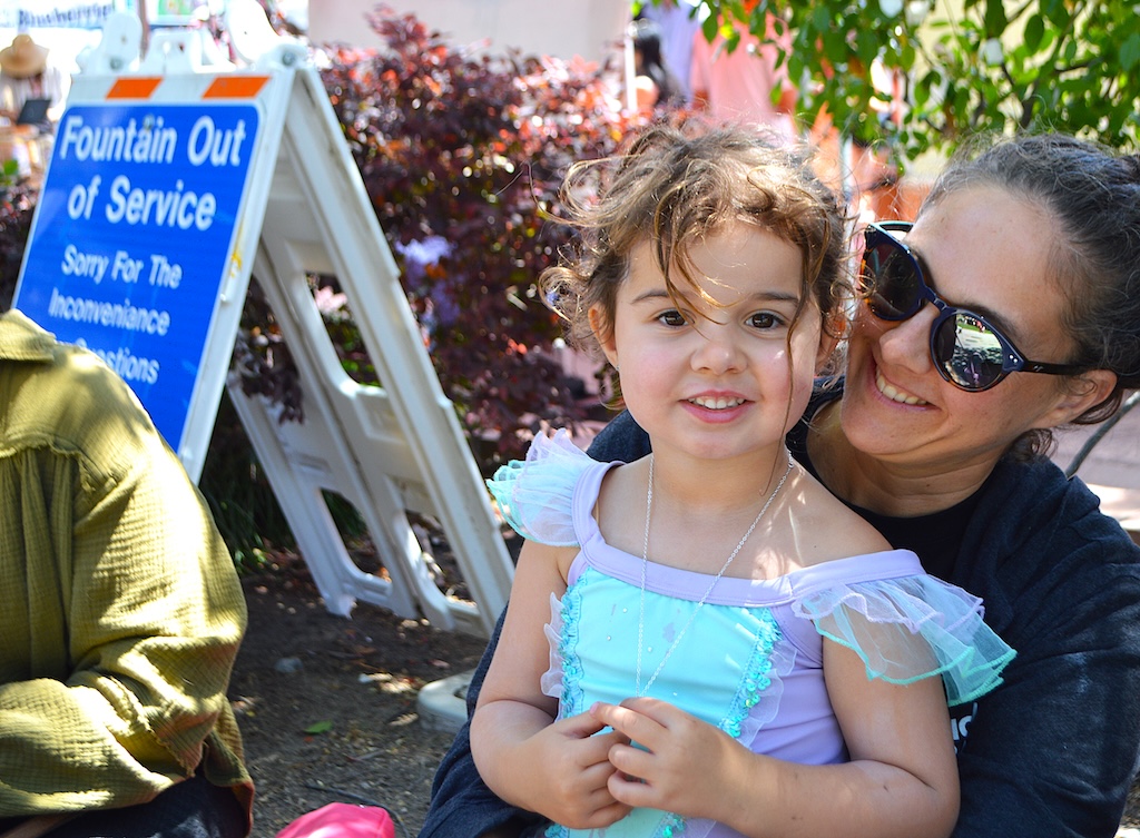 girl and mother