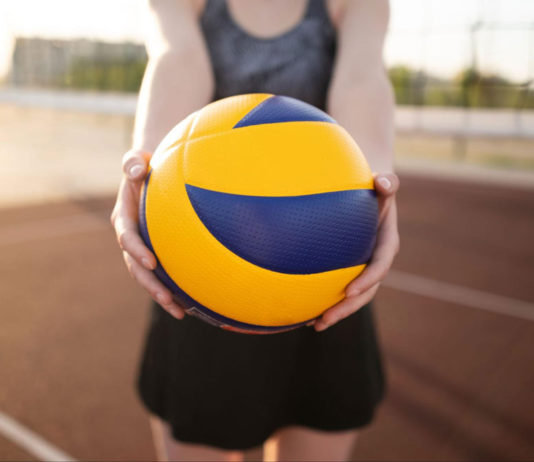 Los Gatos beats Monta Vista in volleyball