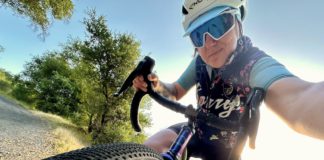 mom takes selfie on bike