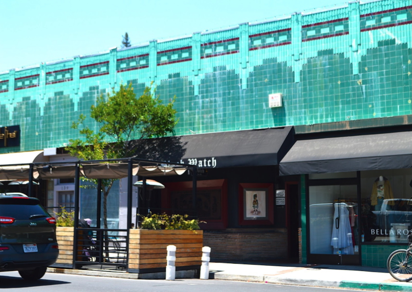 green wall outside
