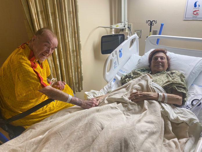 G and J back together hospital reunion