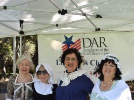 DAR women