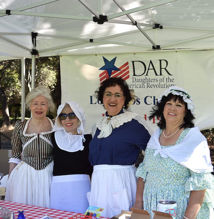 DAR women