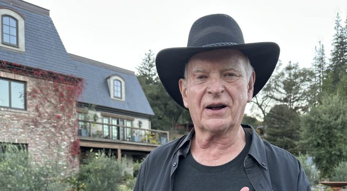 Dave House of House Family Vineyards