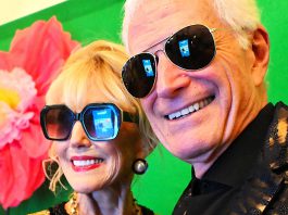 Smiths wearing shades