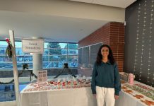 Avani Thakur with cookies
