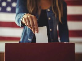 woman voting in America