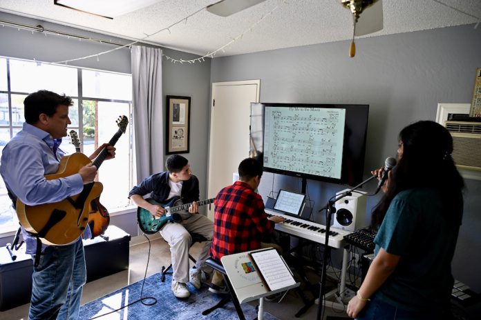 Music with Greg practice session