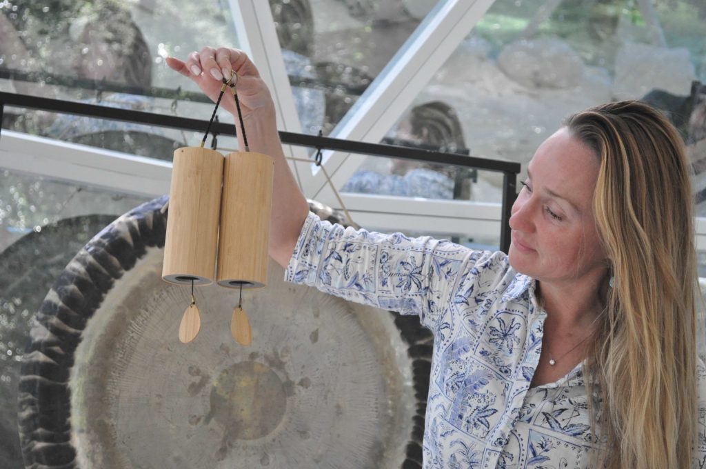 With Woodend Chimes