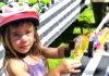 girls with yellow zucchini