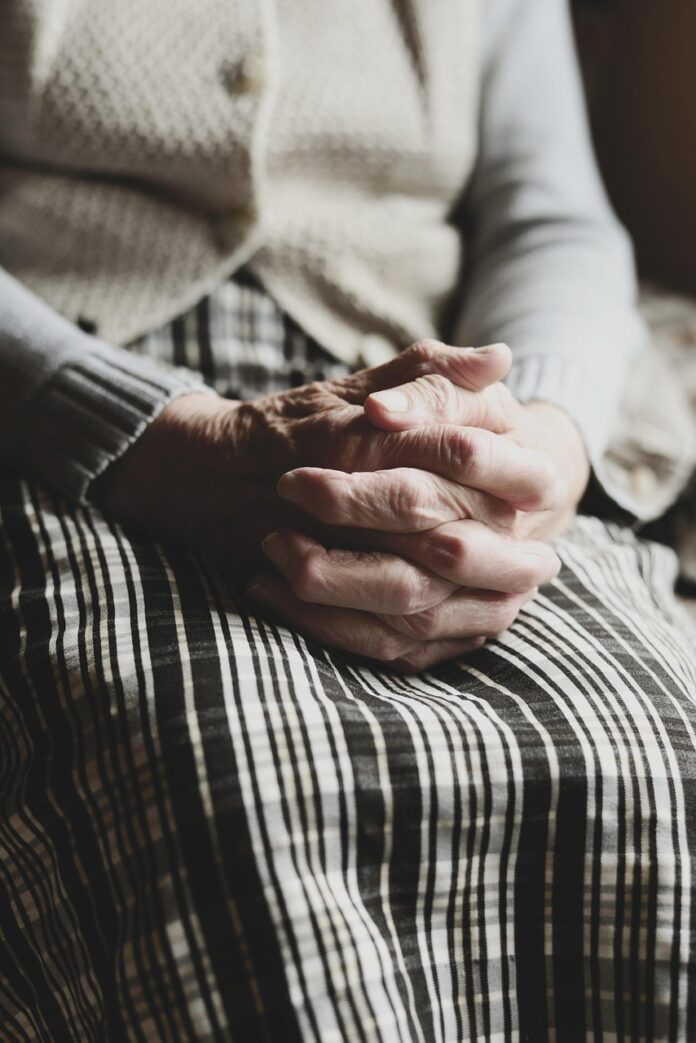 Senior hands - Image by congerdesign from Pixabay senior clasped hands