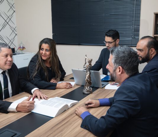 Would an Attorney Committee help or hurt Los Gatos? lawyers stock image