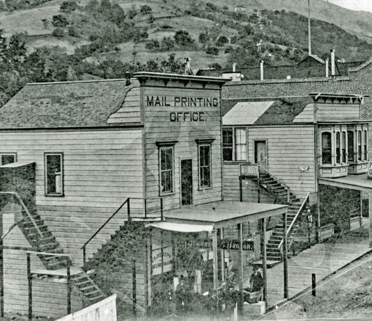 Los Gatos Mail newspaper archive photo