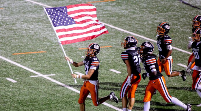 Los Gatos High School football team falls short but alums remembered in moving tribute