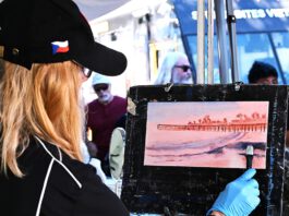 Los Gatos Art & Wine Fest delights with music, painting and food live painting