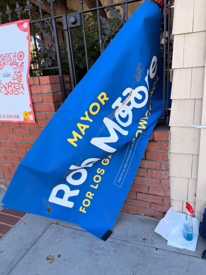 Rob Moore sign