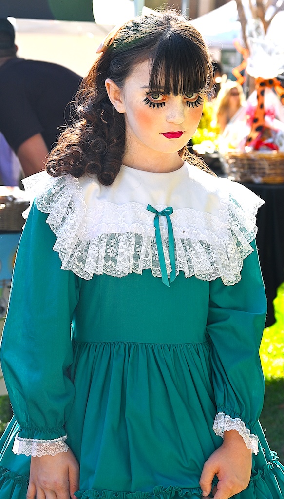 Wren Adamo dressed as a creepy doll